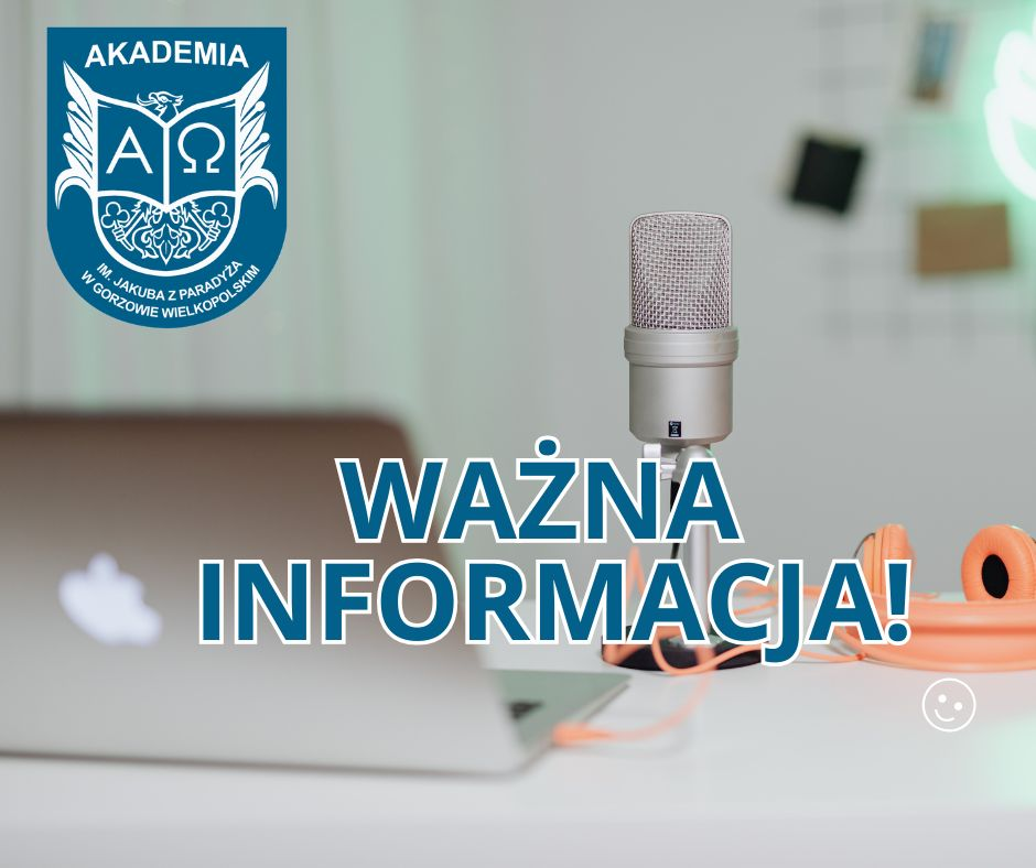 Ważna informacja!w tle laptop, mikrofon oraz słuchawki.